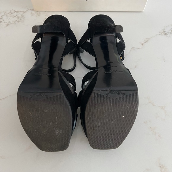 Saint Laurent Tribute Velvet Platform Sandal - Picture 6 of 7
